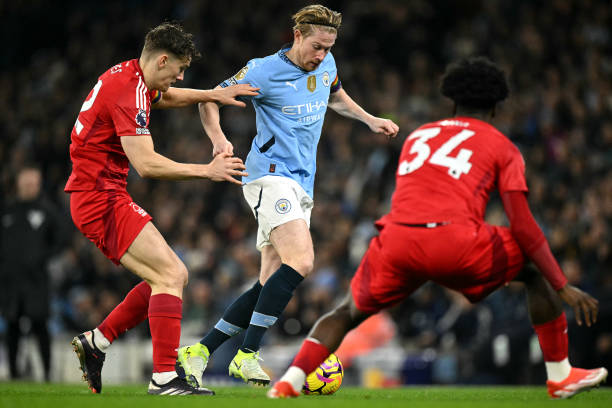 也因此吸引 也因此吸引