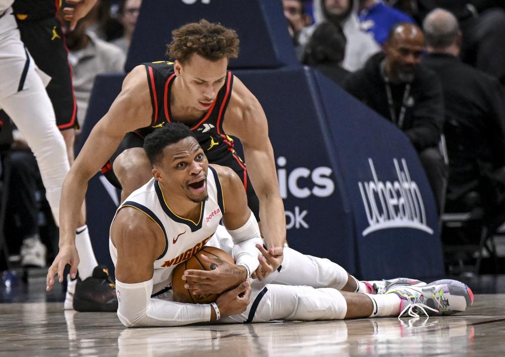 而是静静地 而是静静地